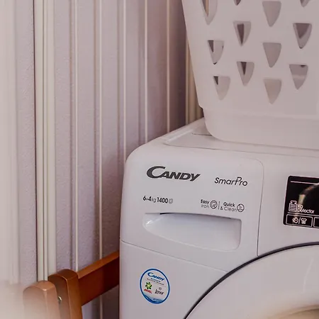 Rose - In Centro Storico Con Balcone Con Vista Lejlighed *