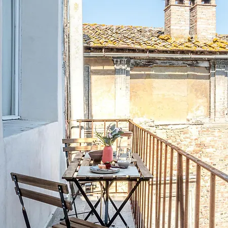 Rose - In Centro Storico Con Balcone Con Vista * Siena